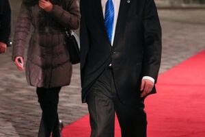 Premijer Estonije podnio ostavku