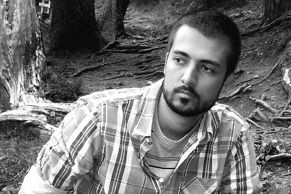 Nikola Nikolić (novina), Foto: Privatna arhiva