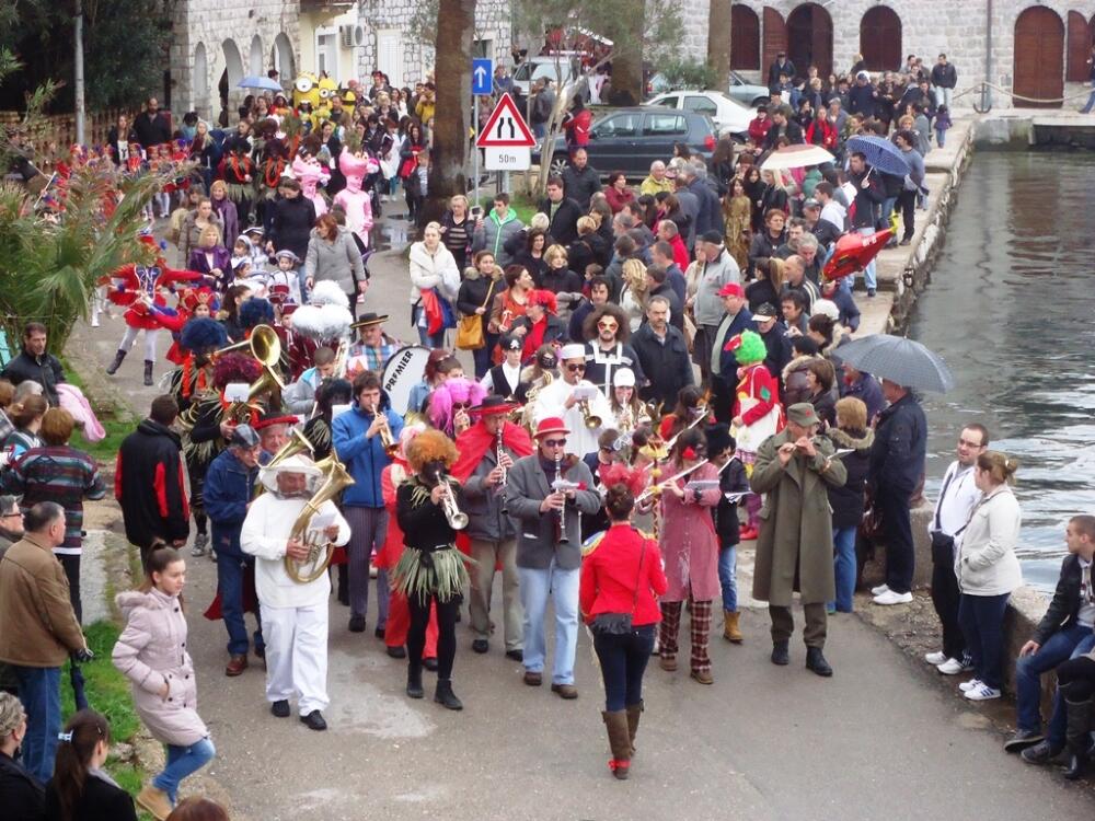 Donja Lastva, karneval