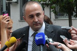 Pinjatić: Napuštam i Crnu Goru i DPS