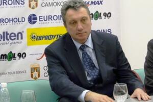 Dokuzovski preuzima Sigal