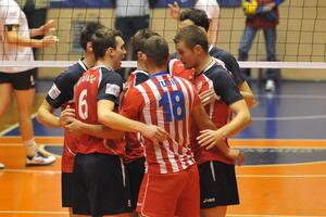 Zvezda izbacila Partizan, za trofej sa Ribnicom