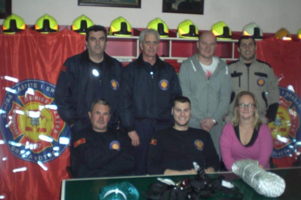 Naša akcija, Foto: Naša akcija