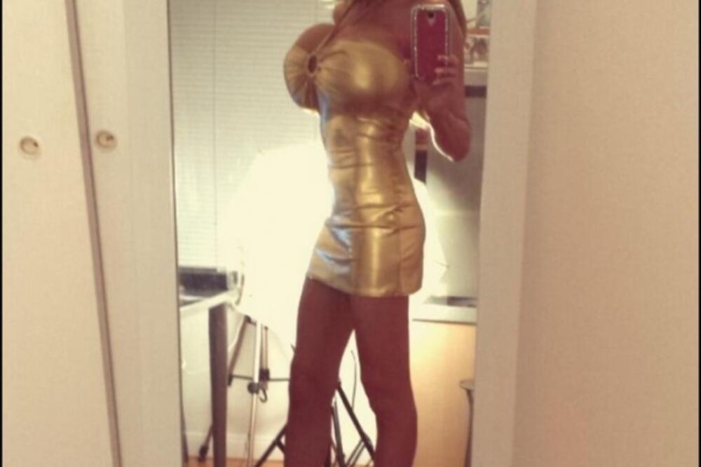 Blondi Benet, Barbika, Foto: Twitter