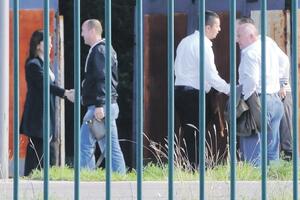 Kuvaru i policajcu  Veljovićev račun