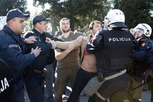 HRA: Tužilaštvo nepravedno prema demonstrantima
