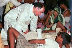 Indija: Ukinuta smrtna kazna saučesnicima u ubistvu Radživa Gandija