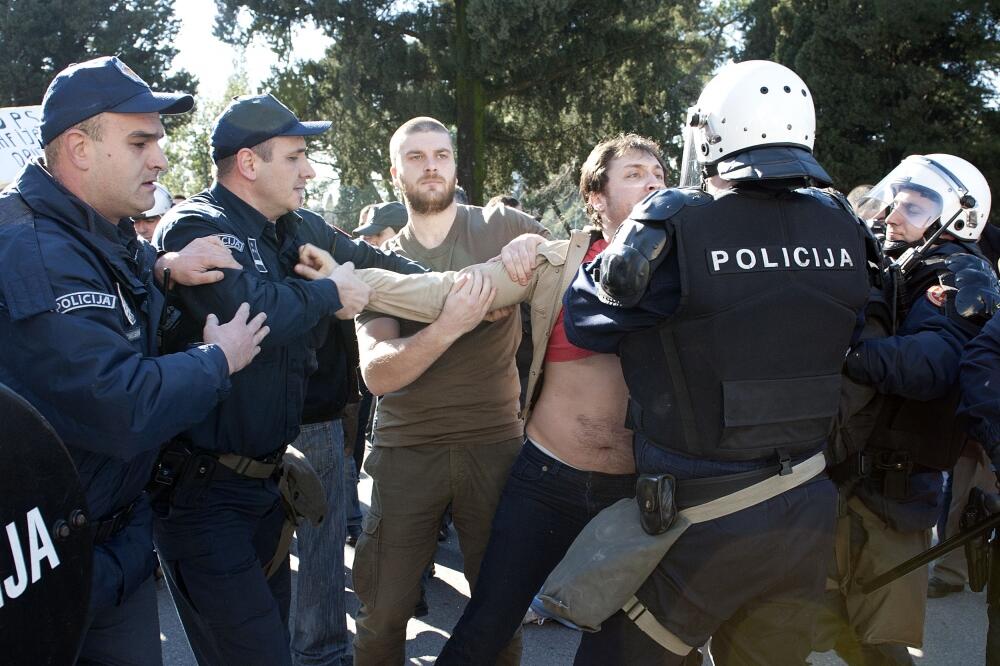 Protest, Marko Milačić, Boban Batrićević, Hapšenje, Foto: Zoran Đurić