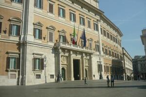 Milo, bjekstvo od Šošenka