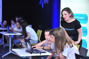 Stižu ambasadori sigurnog interneta iz 70 crnogorskih škola
