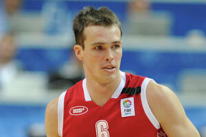 Lokomotiva raskida ugovor sa Bikovom?