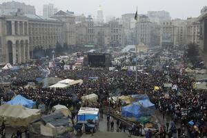Novi protesti u Kijevu: Na ulicama 70.000 demonstranata