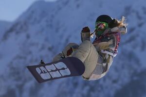 Amerikanka Anderson zlatna u snoubordu