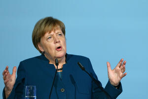Merkel: EU da izmjeni propise o konkurenciji