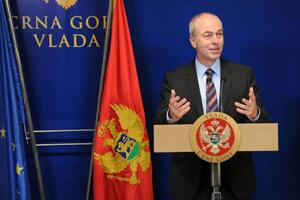 Lange: EK želi da vidi kažnjene napadače na novinare