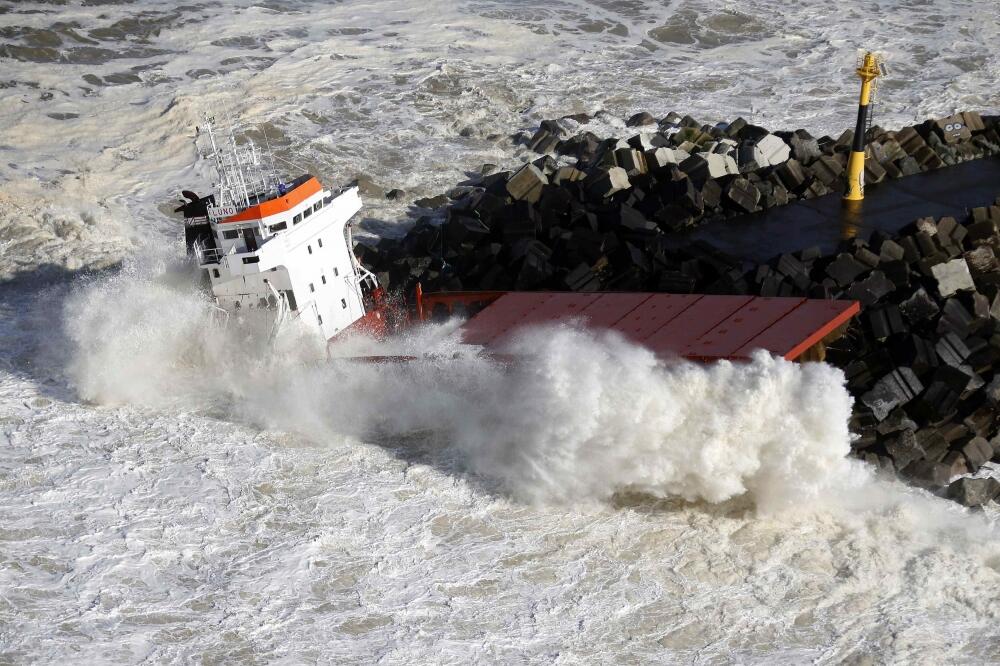brod, Francuska, Foto: Reuters