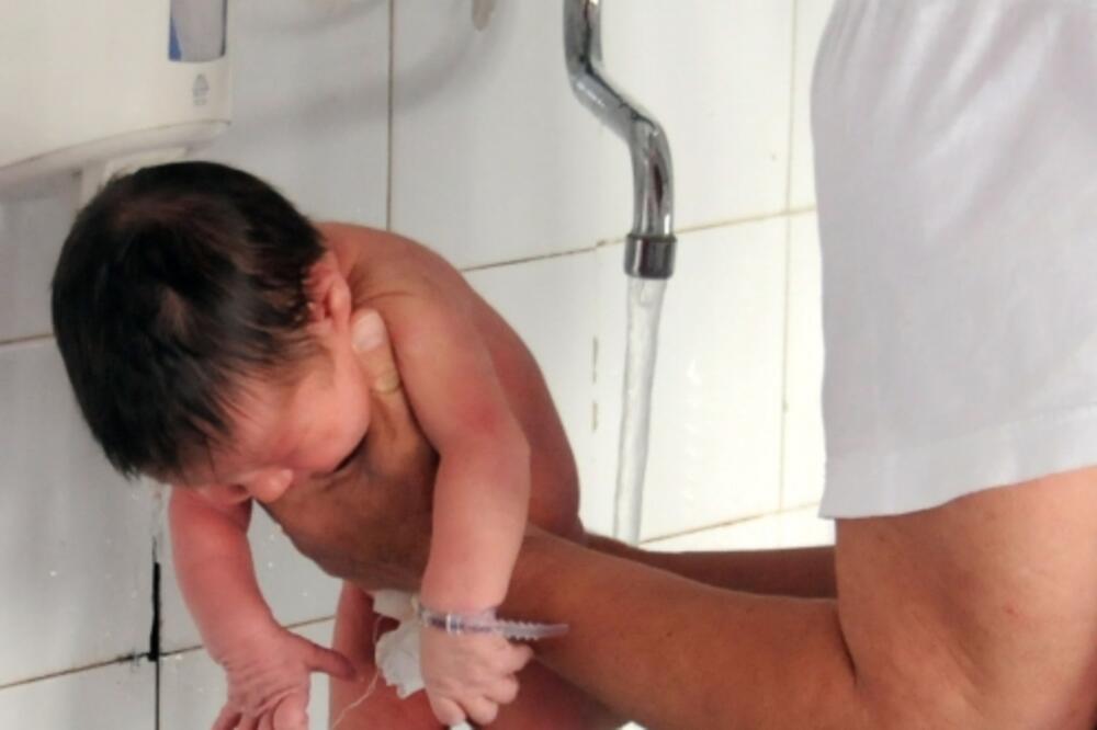bebe, porodilište, Foto: Arhiva Vijesti
