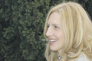 Lida Marđonović: Ženi treba vratiti ženstvenost