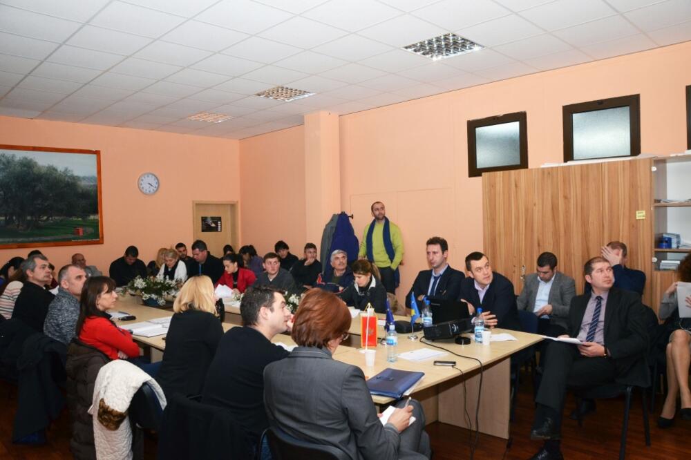 prezentacija, Bar, Foto: Radomir Petrić