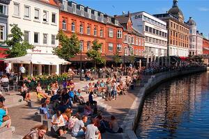 Danski penzioni fondovi kupuju Dong