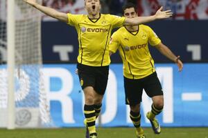 Blaščikovski pokidao ligamente koljena