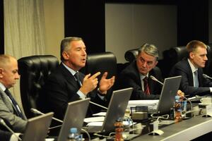 Možda zaduže državu i preko 240 miliona