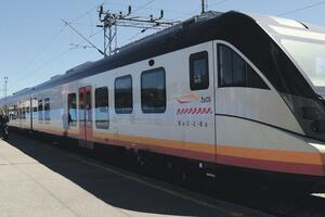 Lokalni voz za Bar zbog navodnog kvara ostao u Podgorici