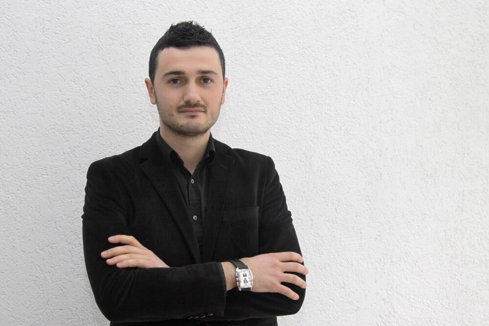 Ilir Harasni, Foto: Pozitivna CG