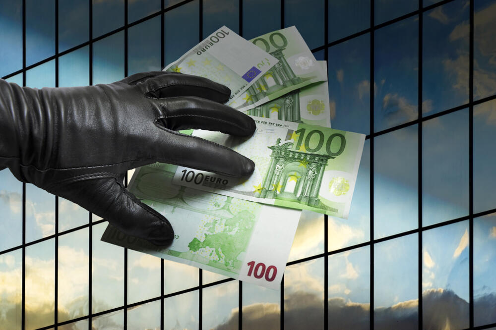 lopov, pljačka, Foto: Shutterstock.com, Shutterstock.com