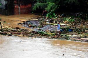 Indonezija: Poplave odnijele 13 života, 40 hiljada ljudi evakuisano