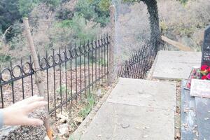 Haos na groblju u Petrovcu: Majstor otima, čisti i preprodaje...