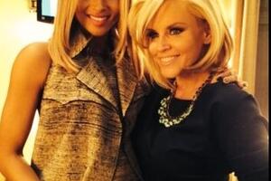 Trudna Kjara pokazala svoj stomak