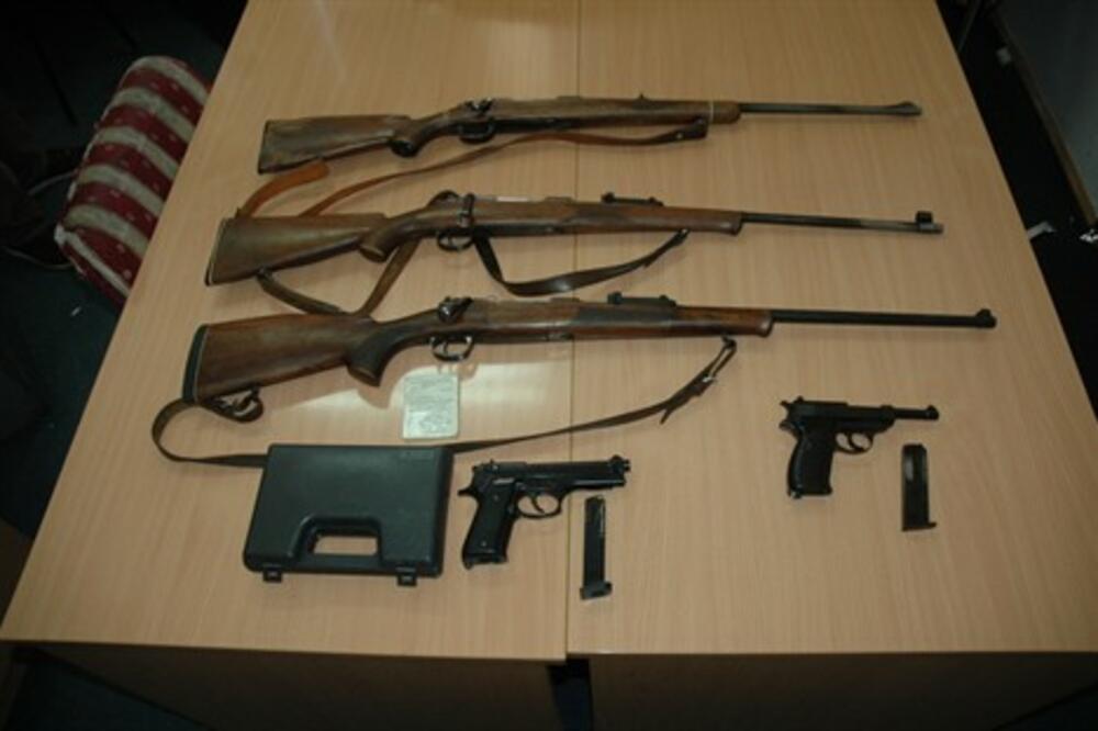 Nikšić oružje, Foto: Uprava policije