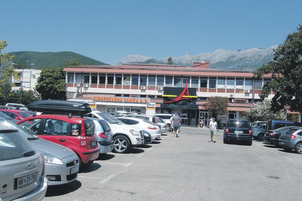 parking, Budva, Foto: Arhiva "Vijesti"