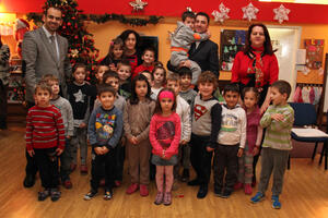 Bogdanović uručio poklone mališanima