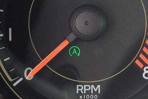 Šteti li motoru start/stop sistem?