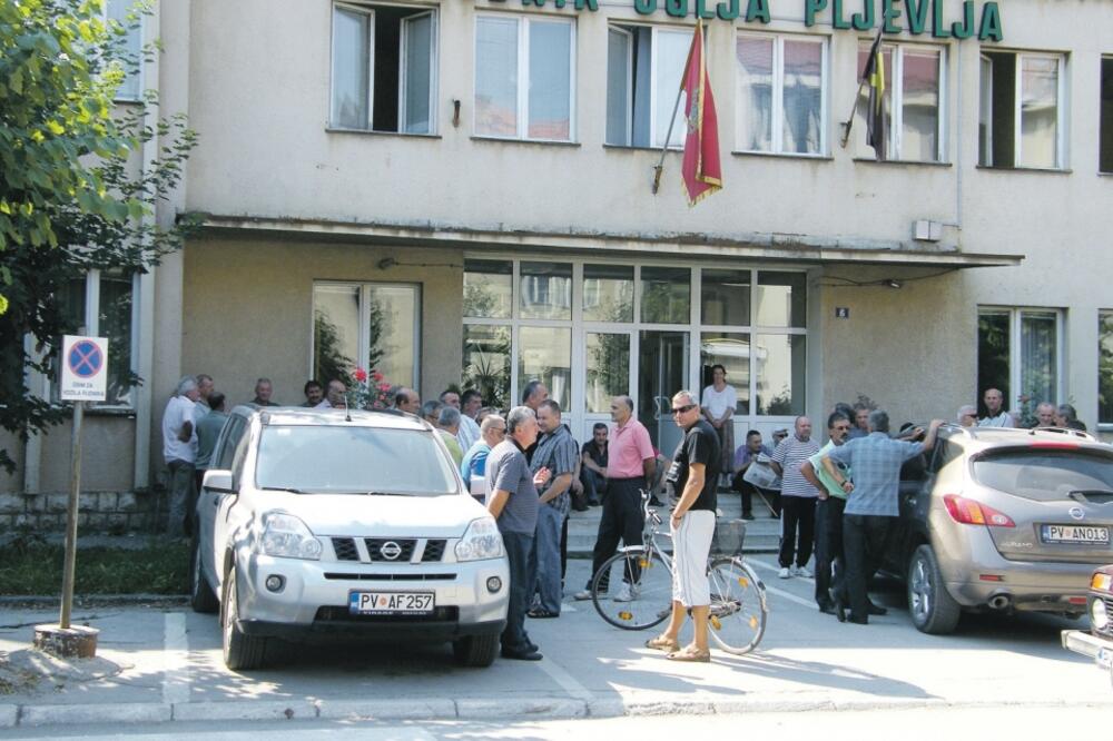 Rudnik uglja Pljevlja, upravna zgrada, Foto: Goran Malidžan
