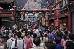 Kina ublažila politiku jednog djeteta i ukinula radne logore