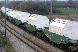 Pariz: Voz iskliznuo iz šina, nuklearni otpad nije iscurio