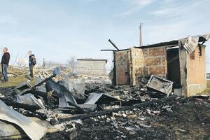 Rožaje:  Vatra progutala kuću Novalića