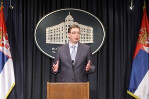 Vučić: Nema rotiranja premijera