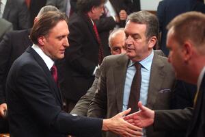 Krivokapić Mugošu više ne pominje ni u čestitki