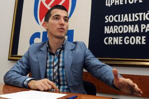 Aleksa Bečić novi portparol SNP-a