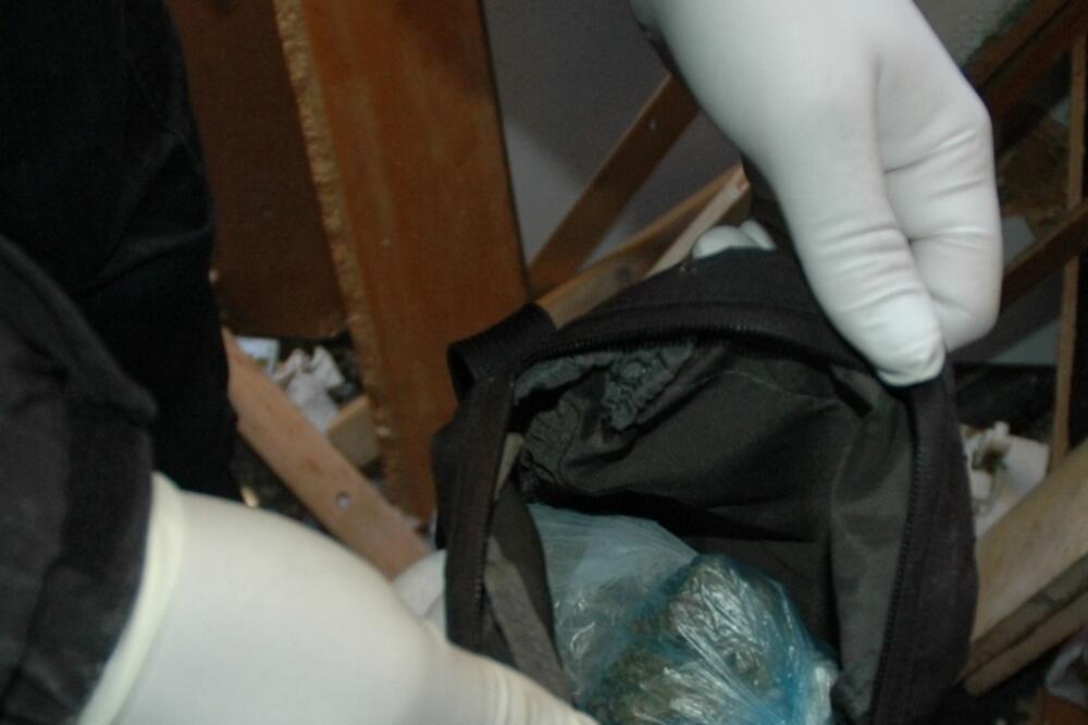 pronađena marihuana, Foto: Uprava policije