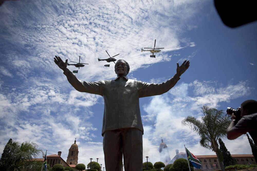 Statua nelsona mendele, Foto: Beta/AP