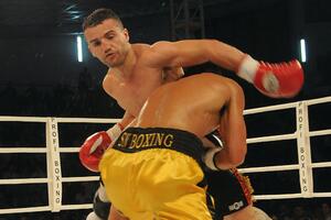 Pobjeda Beganovića, poraz Zlatičanina