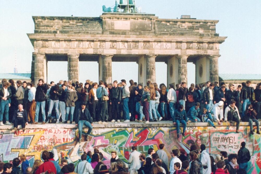 Berlinski zid, Foto: Britannica.com