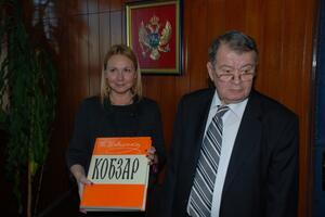 Nikšić: Ambasada Ukrajine poklonila knjige Filozofskom fakultetu