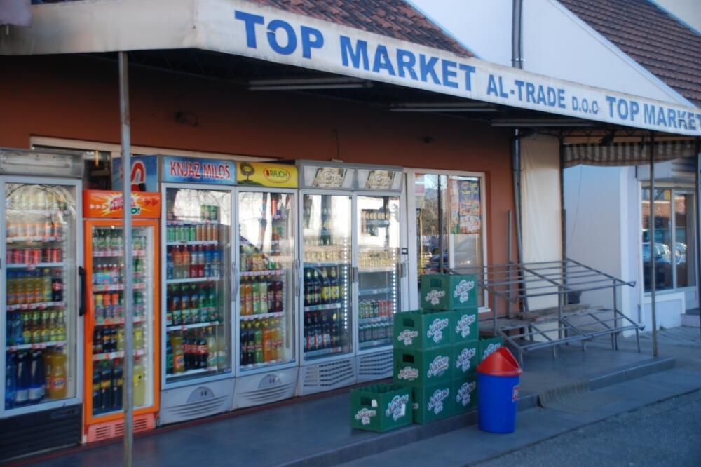 prodavnica Top art Nikšić, Foto: Ivan Petrušić