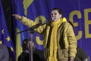 Ruslana postala simbol ukrajinskih protesta: Pjevala osam sati bez...
